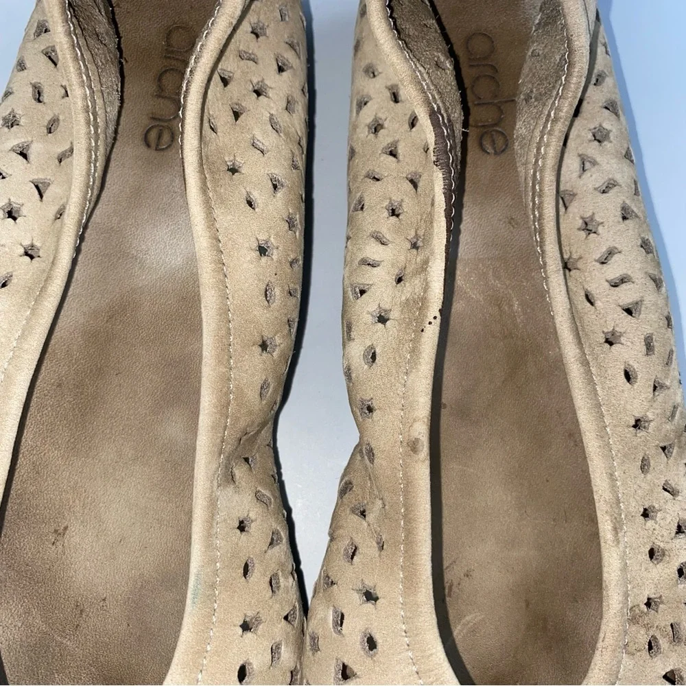 Arche Lilly Ballet Flat Beige Nubuck Size US 8 EU 39 Laser Cut Perforated Design